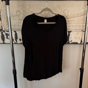 Old Navy Black V-Neck Short Sleeve Tee